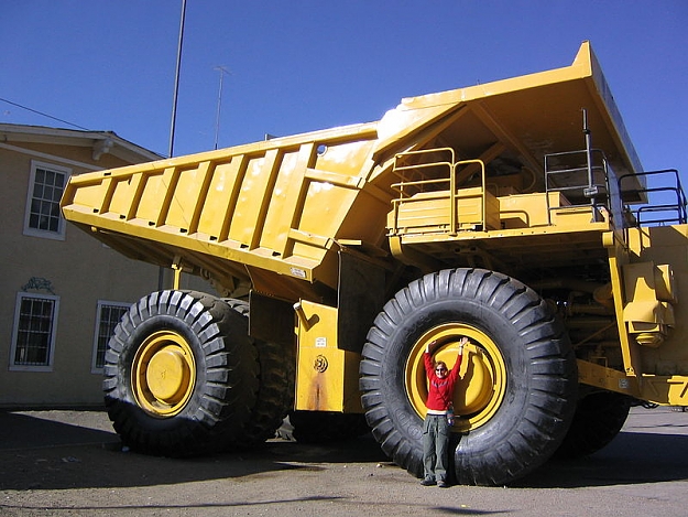 Click to Enlarge

Name: 800px-Big_South_American_dump_truck.jpg
Size: 98 KB