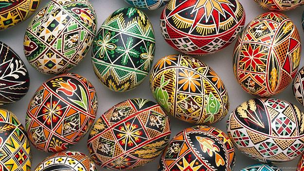 Click to Enlarge

Name: easter-eggs-with-complex-patterns.jpg
Size: 865 KB