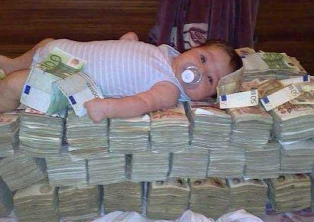 Click to Enlarge

Name: baby-instagram-money.jpg
Size: 28 KB