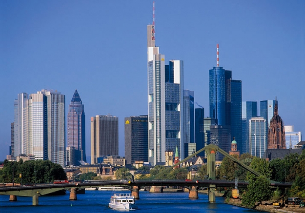 Click to Enlarge

Name: frankfurt_skyline.jpg
Size: 103 KB