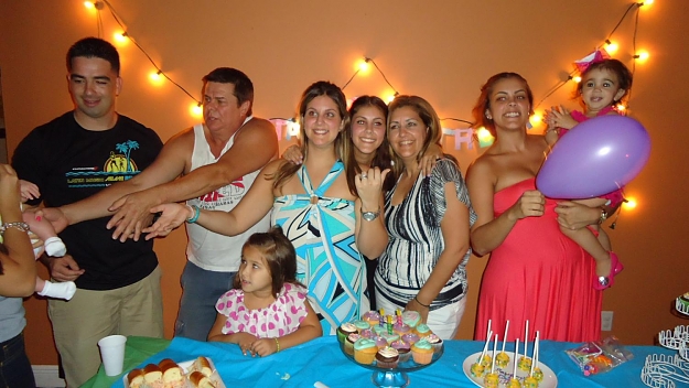 Click to Enlarge

Name: yulet's birthday 034.jpg
Size: 146 KB