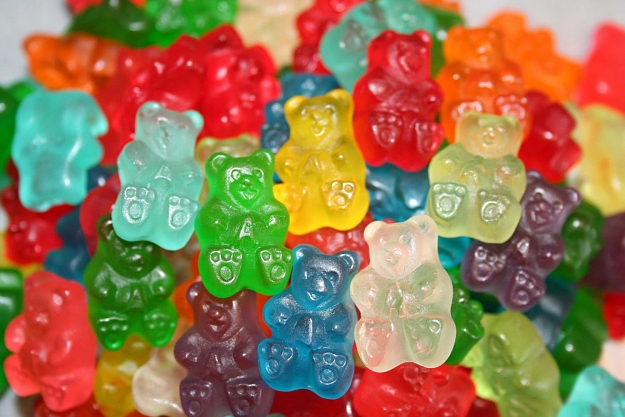 Click to Enlarge

Name: gummy-bears-web_1.jpg
Size: 145 KB