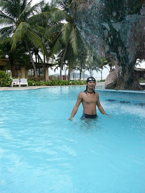 Click to Enlarge

Name: swimming.JPG
Size: 114 KB