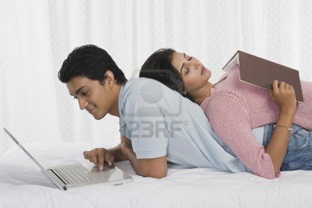 Click to Enlarge

Name: 10167646-man-using-a-laptop-with-his-girlfriend-sleeping-on-his-back.jpg
Size: 102 KB