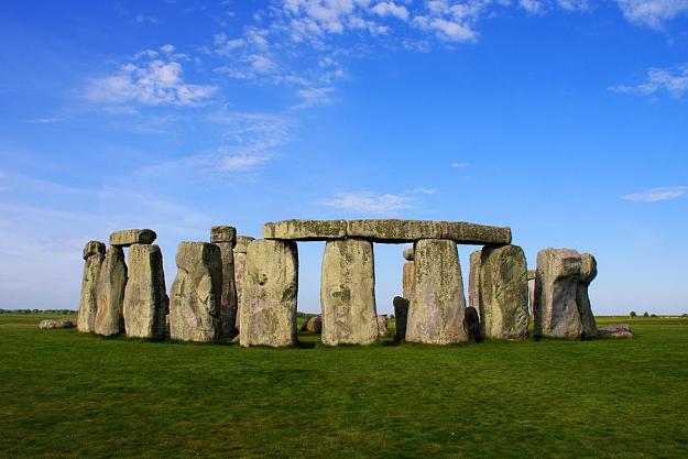 Click to Enlarge

Name: stonehenge-on-a-clear-blue-day-kamil-swiatek.jpeg
Size: 90 KB