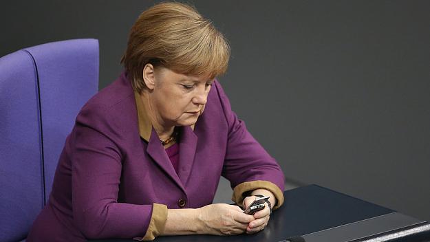 Click to Enlarge

Name: Merkel.jpg
Size: 87 KB