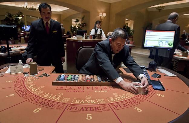 Click to Enlarge

Name: baccarat-table.jpg
Size: 1.0 MB