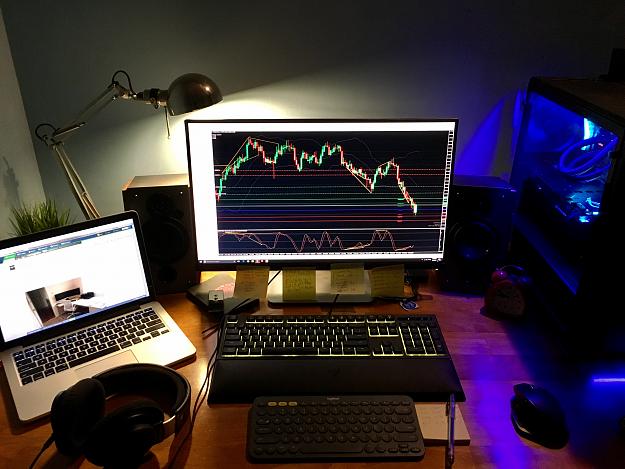 Click to Enlarge

Name: desk.jpg
Size: 2.0 MB