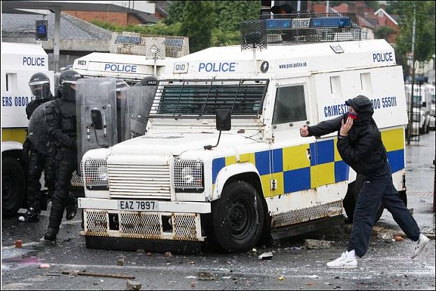 Click to Enlarge

Name: _46053389_belfast5.jpg
Size: 122 KB