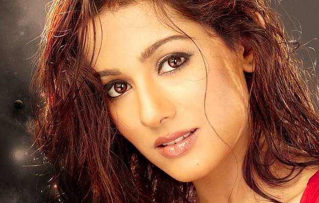 Click to Enlarge

Name: amrita_rao.jpg
Size: 152 KB