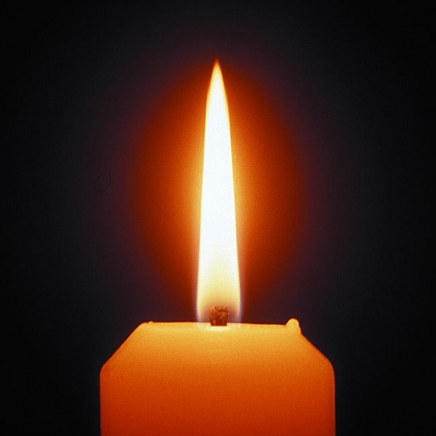Click to Enlarge

Name: candle_flame.jpg
Size: 32 KB