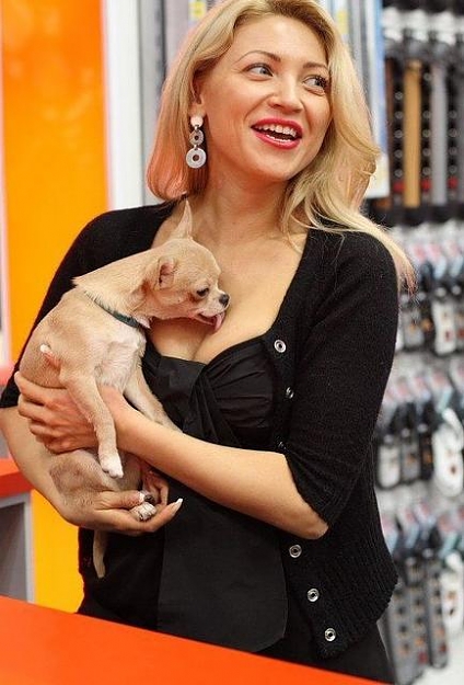 Click to Enlarge

Name: dog-lick-boobs.jpg
Size: 50 KB