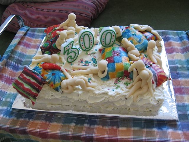 Click to Enlarge

Name: 300cake.jpg
Size: 69 KB
