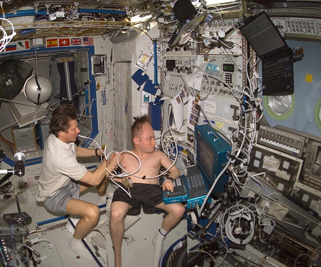 Click to Enlarge

Name: iss.jpg
Size: 403 KB