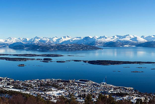Click to Enlarge

Name: panorama-molde-3x2.jpg
Size: 261 KB