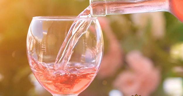 Click to Enlarge

Name: rose-wine-tasting-image-1_orig.jpg
Size: 79 KB