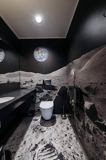 Click to Enlarge

Name: moon room.jpg
Size: 86 KB