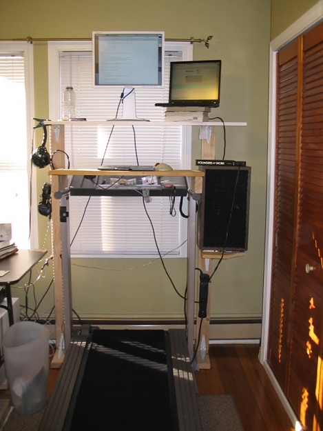 Click to Enlarge

Name: treadmill-desk-unoccupied.jpg
Size: 106 KB