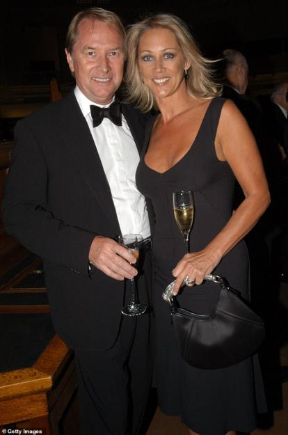 Click to Enlarge

Name: glenn and gaynor.jpg
Size: 82 KB
