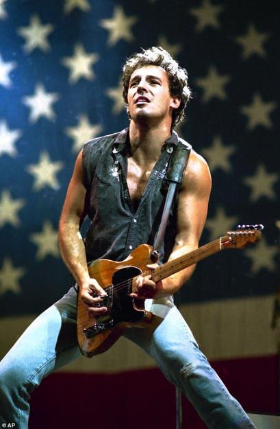 Click to Enlarge

Name: Bruce Springsteen_ 'If Trump wins I'm moving to Australia'.jpg
Size: 85 KB
