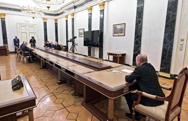 Click to Enlarge

Name: Putin's table.jpg
Size: 45 KB