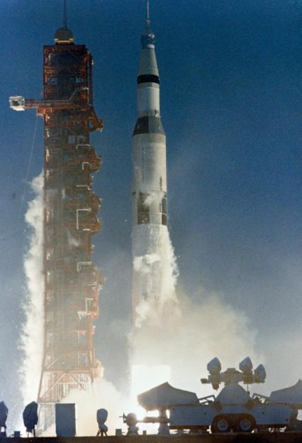 Click to Enlarge

Name: APOLLO12LAUNCH-768x1125.jpg
Size: 176 KB