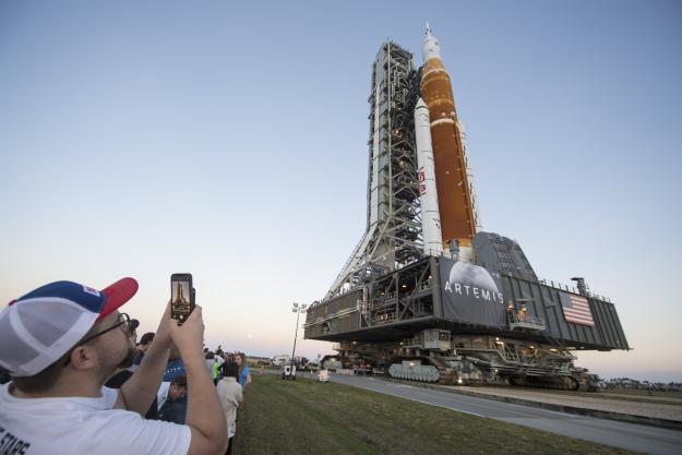 Click to Enlarge

Name: 107032782-1647609881139-gettyimages-1239279927-Artemis_I_First_Rollout.jpeg
Size: 656 KB