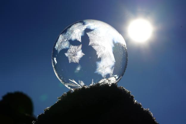 Click to Enlarge

Name: soap-bubble-gf7ac7d32c_1920.jpg
Size: 275 KB