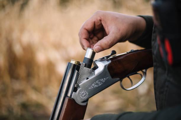 Click to Enlarge

Name: over-under-shotgun-loading.jpg
Size: 29 KB