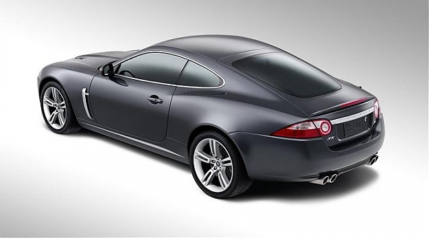 Click to Enlarge

Name: jaguar_xkr_coupe_uff_10.jpg
Size: 27 KB