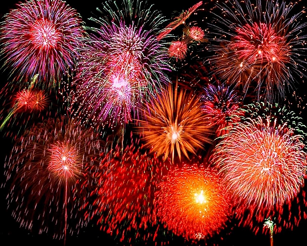 Click to Enlarge

Name: fireworks.jpg
Size: 201 KB