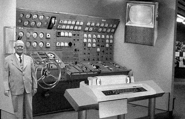 Click to Enlarge

Name: Old Computer (3).jpg
Size: 74 KB
