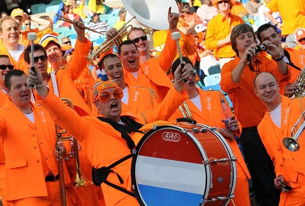 Click to Enlarge

Name: Dutch Supporters 2.jpg
Size: 97 KB