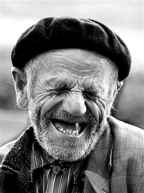 Click to Enlarge

Name: laughter.jpeg
Size: 112 KB