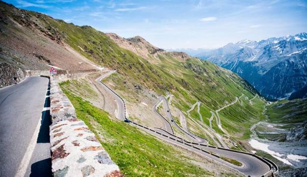 Click to Enlarge

Name: Stelvio.jpg
Size: 91 KB