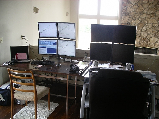 Click to Enlarge

Name: desk4.jpg
Size: 214 KB