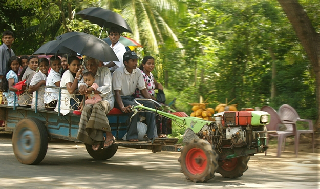 Click to Enlarge

Name: Hitchhike_sajeewaP.jpg
Size: 420 KB
