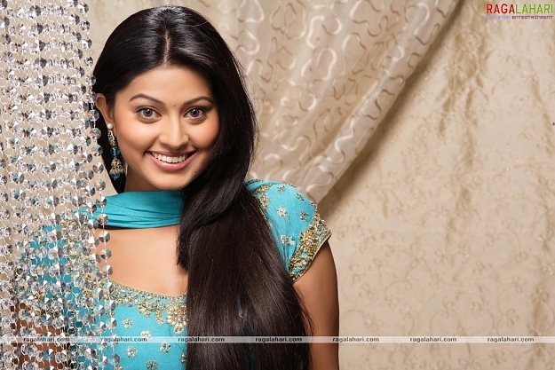 Click to Enlarge

Name: sneha5081.jpg
Size: 130 KB