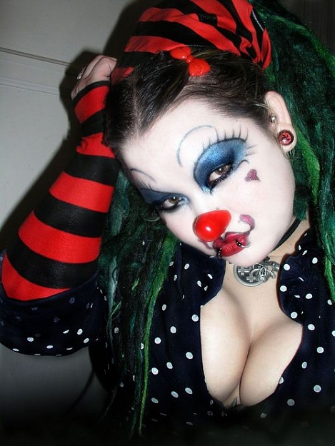 Click to Enlarge

Name: hot clown.jpg
Size: 55 KB