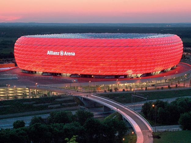 Click to Enlarge

Name: allianz-arena-bayern-munchen-stadium.jpg
Size: 121 KB
