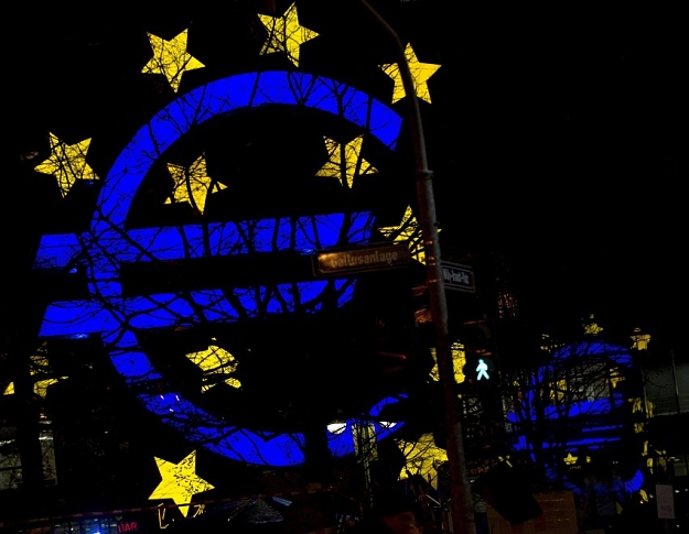 Click to Enlarge

Name: brokenEuro.jpg
Size: 73 KB